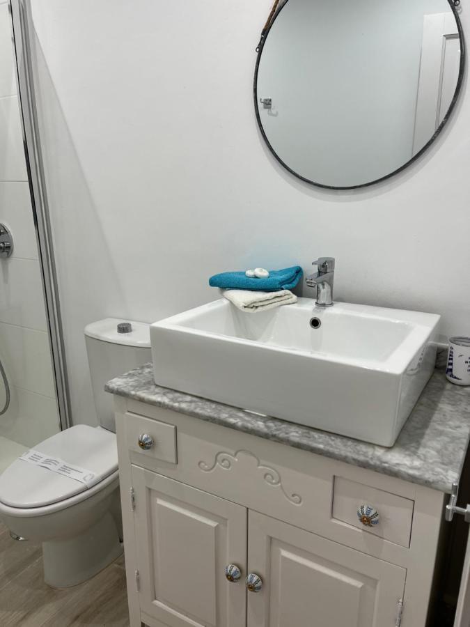 Cornelia's 1b Primera Linea De Playa Apartment *